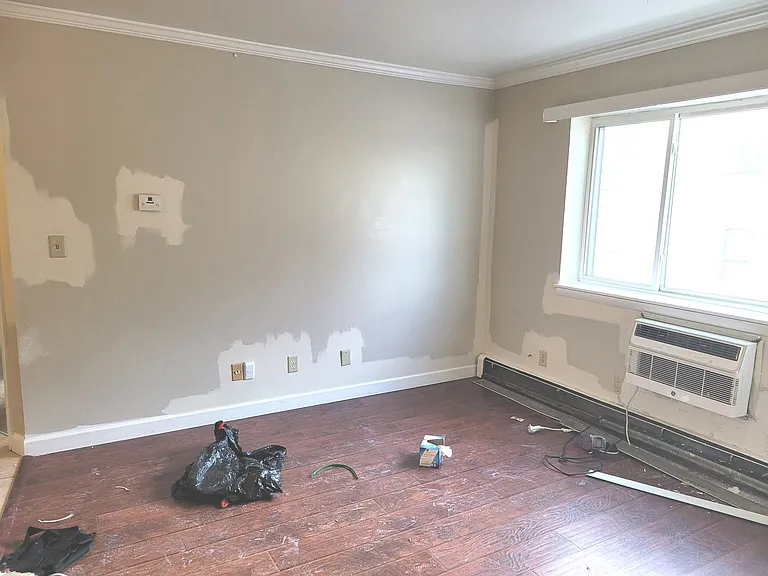 1620 Marshall — Photo 33