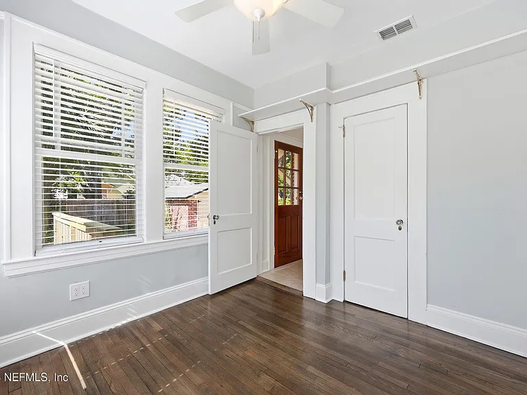 2614 Dellwood Ave — Photo 21