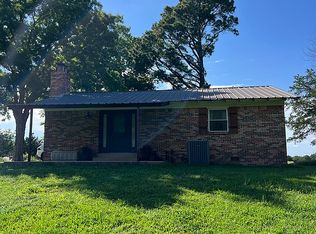 2118 Cardinal Rd, Ardmore, OK 73401
