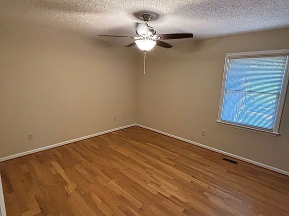 5th image of 1 Vail Pl