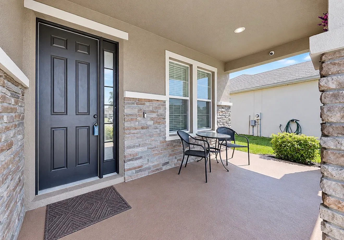 4 bed, 3360 sqft, $3,200 — Photo 3