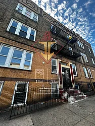 207 Arlington Avenue, #3A