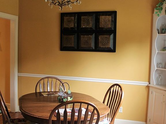 5th image of 145 Forest Ln