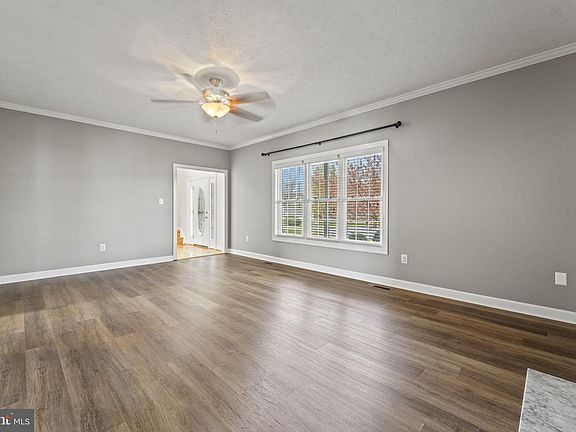 5th image of 115 Latigo Ct
