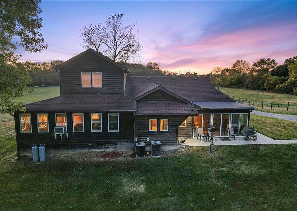 6501 Mann Rd, Indianapolis, IN 46221 MLS 21889606 Zillow