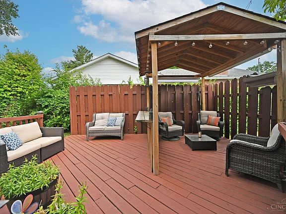 5th image of 4451 Pinecroft Dr