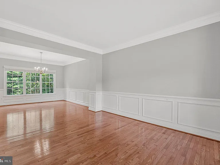 5834 Seven Pines Ct — Photo 7