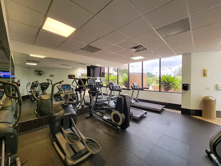 3525 Sage Rd #1605 — Photo 31