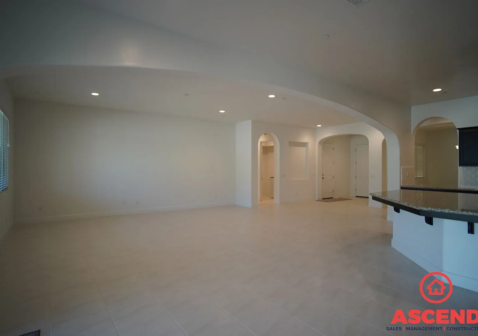 Glamourous Home Located off of Snow and Calloway! — Photo 4