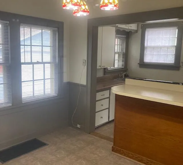 414 W Crawford Ave — Photo 6