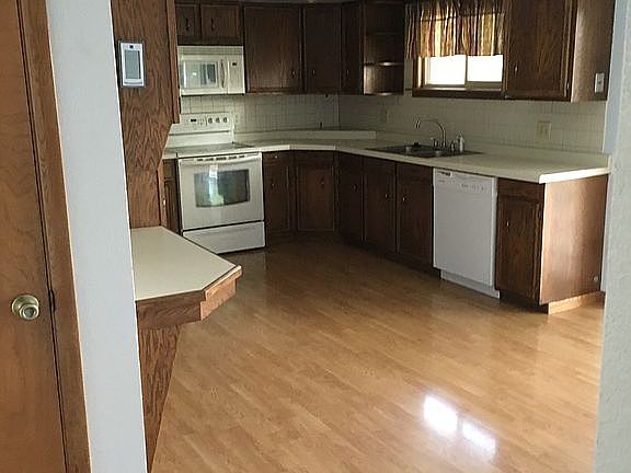 Kitchen before updating