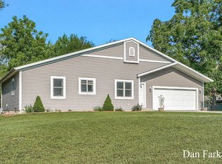 3868 62nd St, Holland, MI