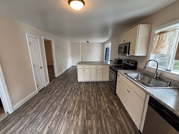 2nd image of 253 Lisbon St #1A