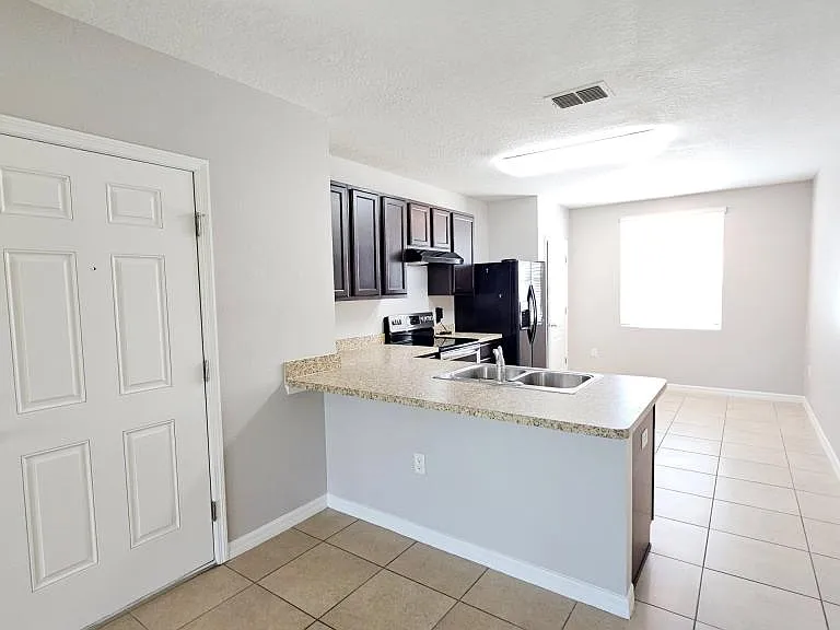 364 Arbor Lakes Dr — Photo 7
