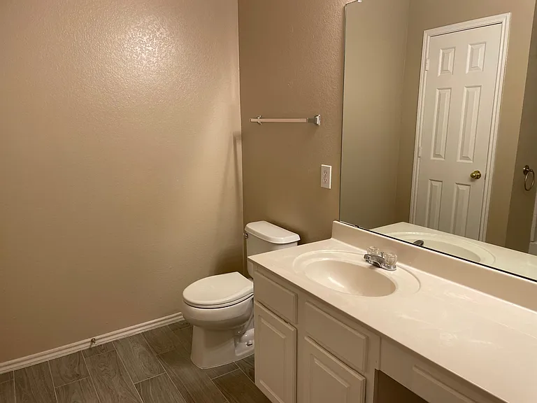 2328 Gabriel Dr — Photo 14