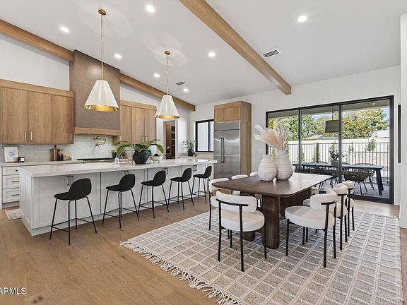 4th image of 5410 E DAHLIA Drive