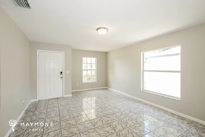2709 W Palmetto St — Photo 3