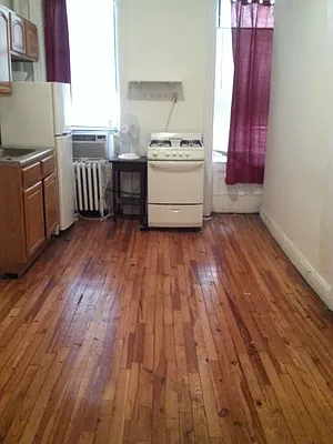 Rented by High Line NYC Realty Group | media 29