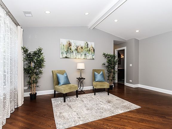 2nd image of 1108 Stratford Ct APT D