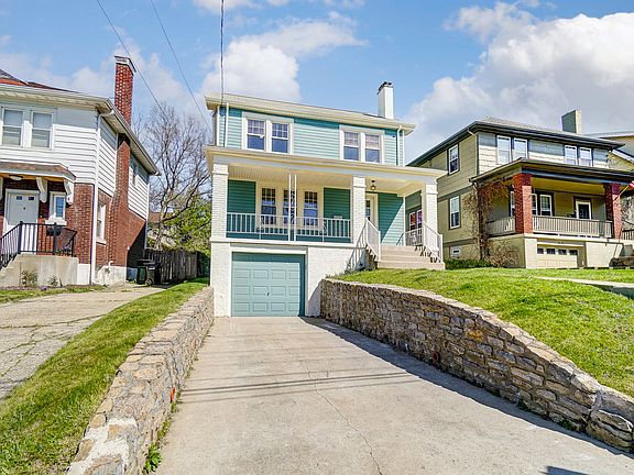 2nd image of 3572 Vista Ave