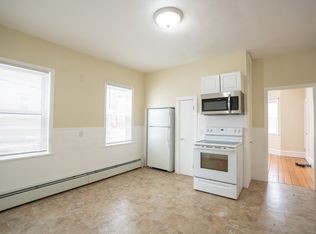 98 Penn St #1, Providence, RI 02909