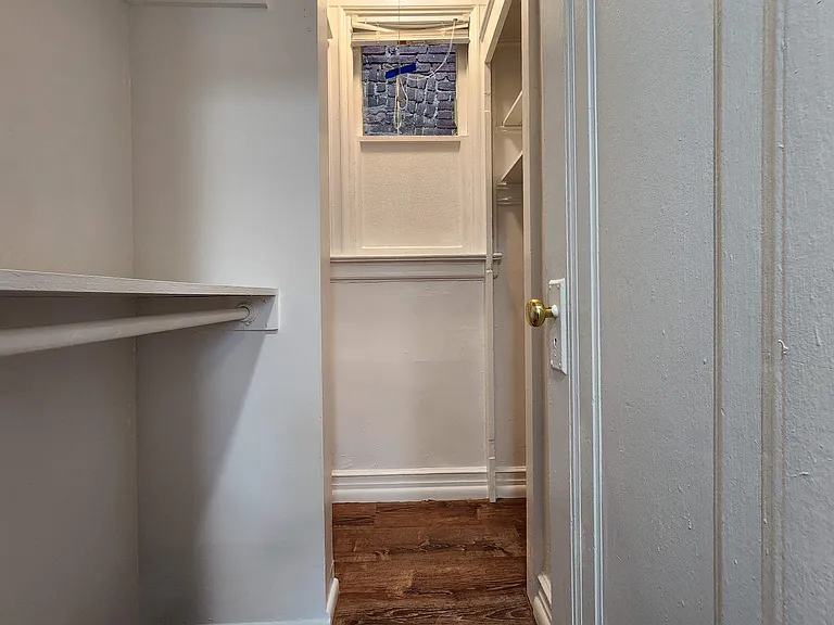 Washer and Dryer in Unit here XL New