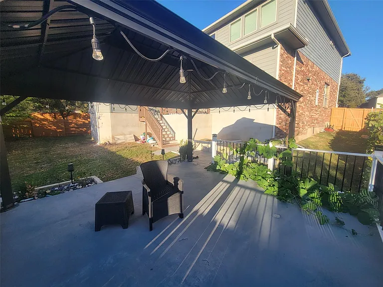340 Cross Timbers Dr — Photo 33