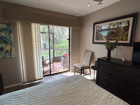 4th image of 1730 Manasota Beach Rd Unit 114