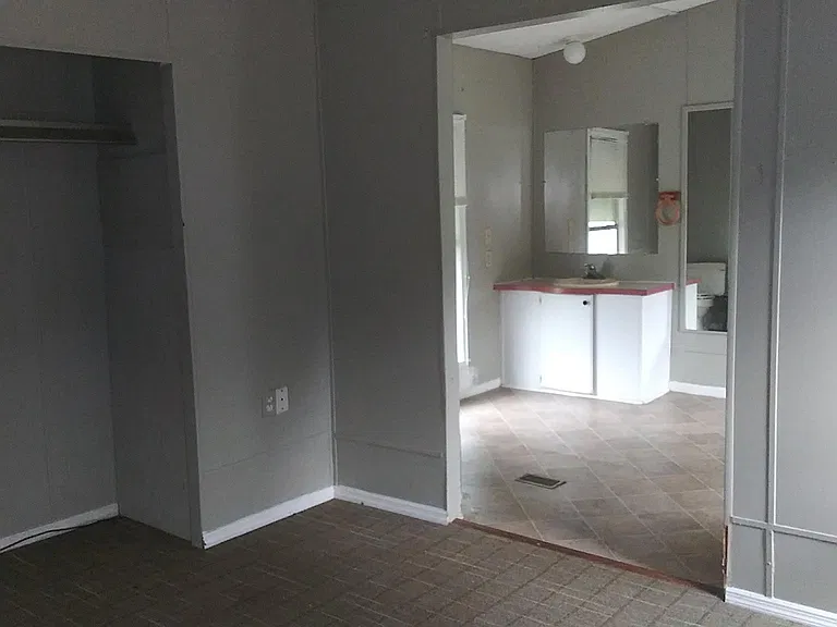 154 W Limestone Rd — Photo 9