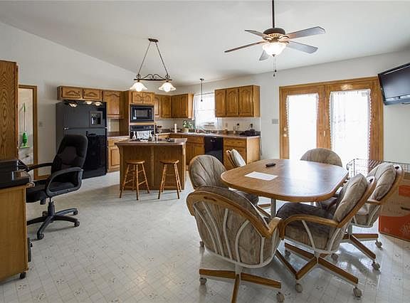 5th image of 9936 Beckmann Dr