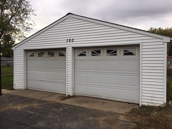 2nd image of 150 S Rosewood Ave
