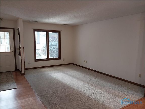 3rd image of 100 S Bryan St