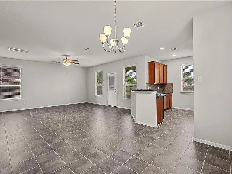 4114 W Bayou Maison Cir — Photo 9