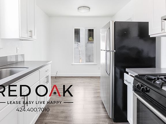3rd image of 745 S Mariposa Ave APT 11