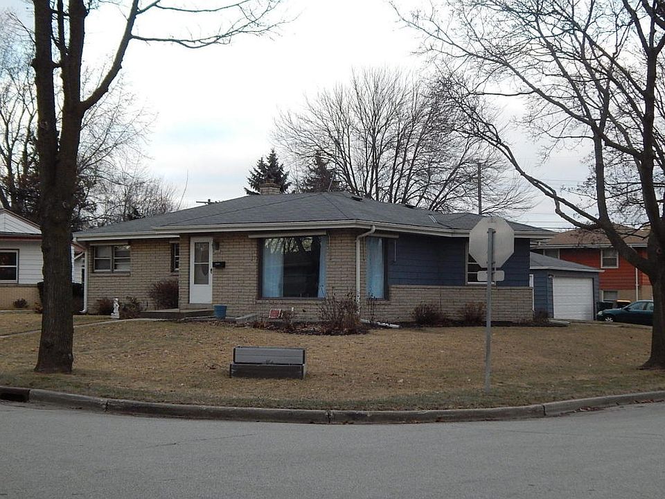 1st image of 3006 N 121st St