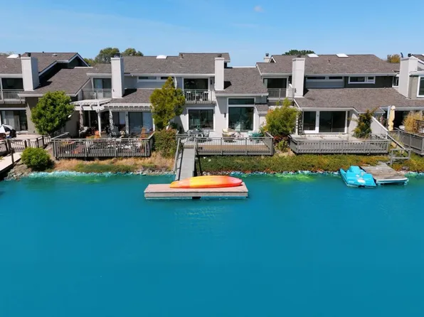 17 Spinnaker Pl, Redwood City, CA 94065