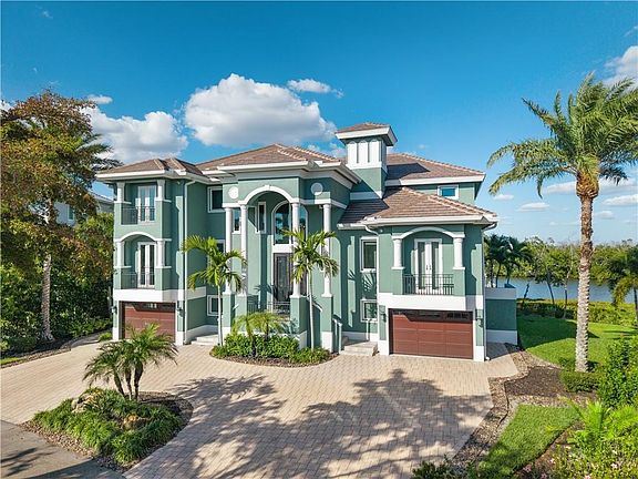 2nd image of 17049 Marina Cove Ln