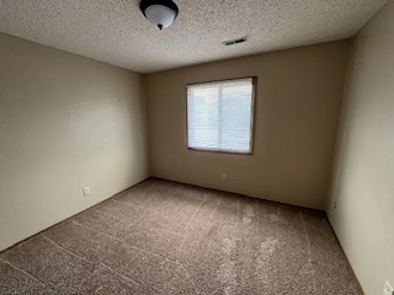 3621 Sager Ave — Photo 7