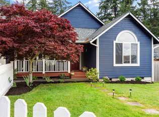 1323 Sealawn Blvd, Freeland, WA 98249