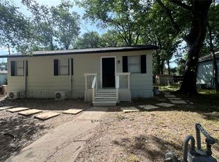 4603 Castle Ave, Bryan, TX 77808