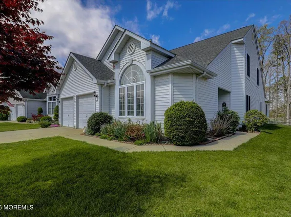 24 Merion Lane, Jackson, NJ 08527