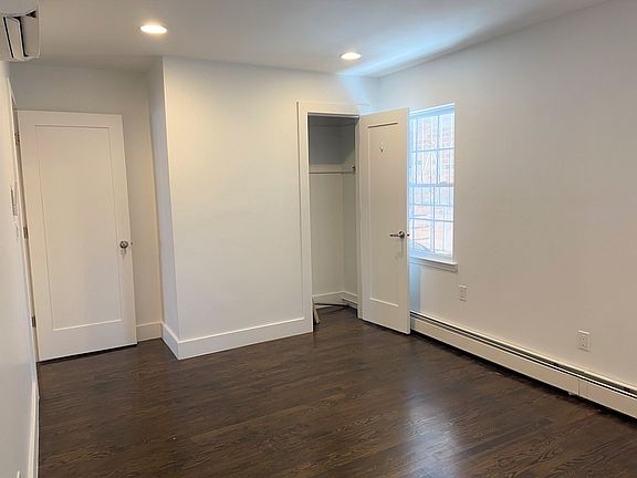 5th image of 9 Bedford Pl #1A