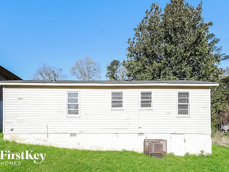 297 Reed St — Photo 15