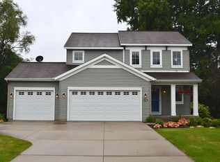 6786 Danboro Ct NE, Rockford, MI 49341