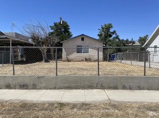 414 El Tejon Ave, Bakersfield, CA 93308