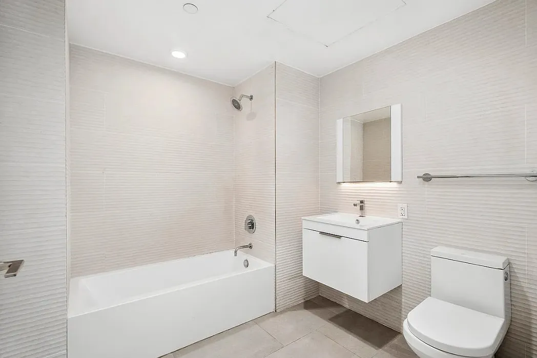306 West 142nd Street — Photo 4