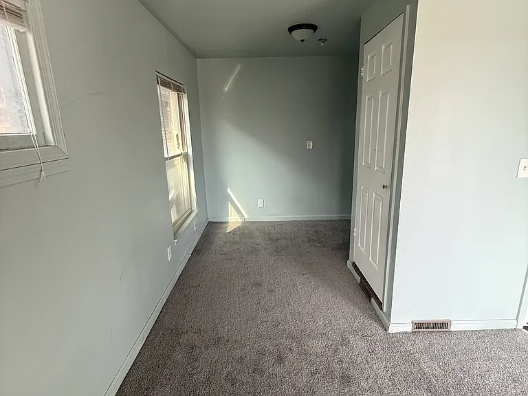 1308 Hanford Ave — Photo 20