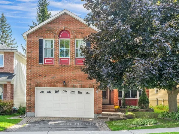 41 Morgans Grant Way, Ottawa, ON K2K 2E8