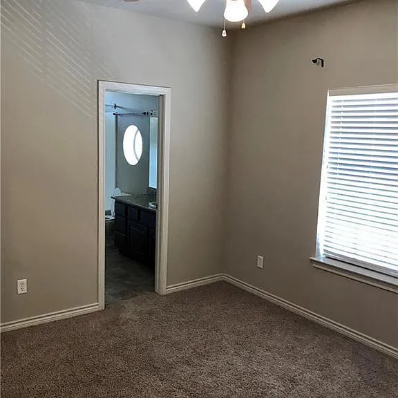 140 Forest Dr — Photo 15