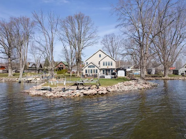 140 Camic Rd, Central Square, NY 13036